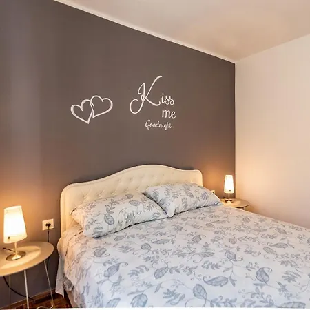 With Swimming Pool - 7356 アパート *