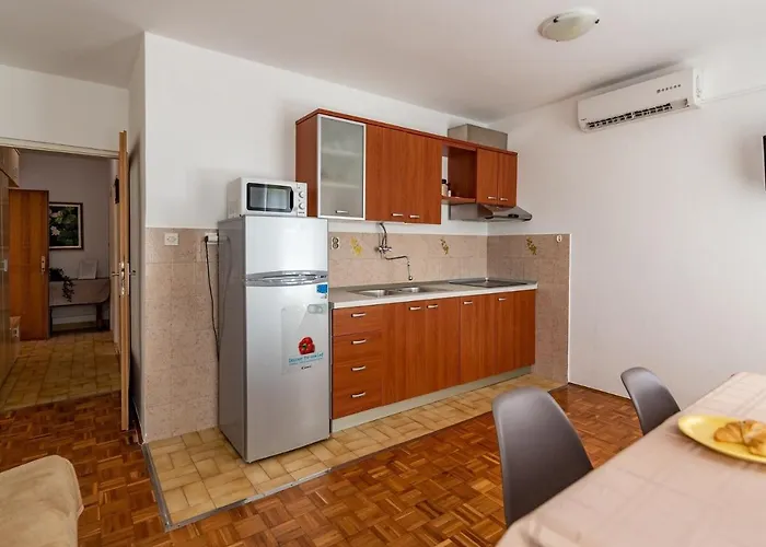 With Swimming Pool - 7356 Appartement