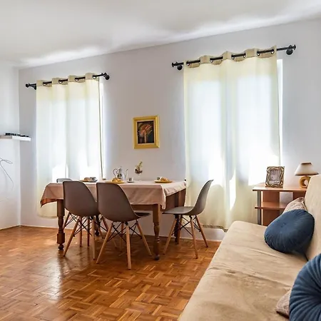 Apartments With Swimming Pool Pula - 7356 Apartment