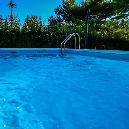 With Swimming Pool - 7356 * 普拉