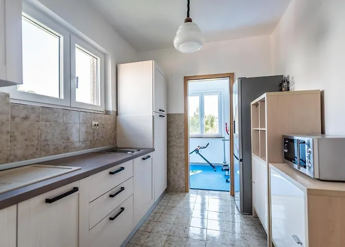 Apartments With Swimming Pool Pula - 7356 Apartman *