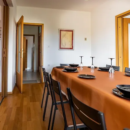 Apartments With Swimming Pool Pula - 7356